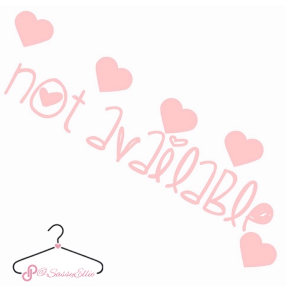 SOLD🤍 - Picture 2 of 6